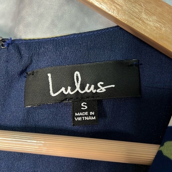 Lulu’s Floriana Navy Blue Floral Shift Dress - size Small - Picture 12 of 14